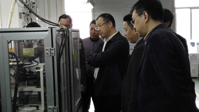 杨齐总裁到Z6尊龙凯时深圳分公司调研